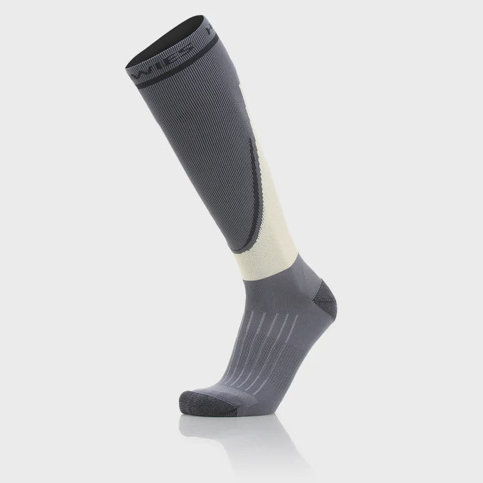 HOWIES Cut-Resistant Skate Socks